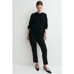 H&M Svart Mama Byxa Med Pressveck Size M