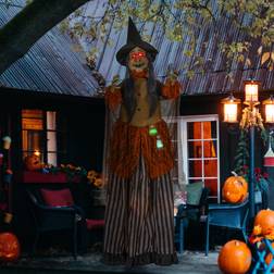 Homcom Outdoor Halloween Animatronic with Sound Activated Light Up Eyes