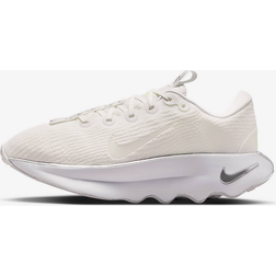 Nike Motiva Women's Walking Shoes - White