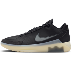 Nike Witness 9 - 46