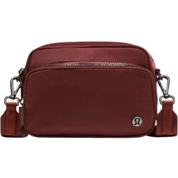 Lululemon Everywhere Crossbody Tasche 2 l Metallbeschläge - Rockwood Gunmetal
