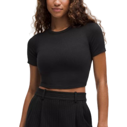 Lululemon Hold Tight Straight Hem Cropped T-shirt - Black