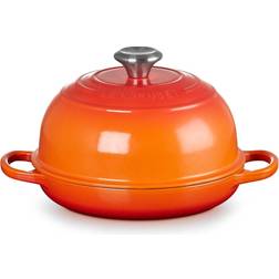 Le Creuset Signature Volcanic Bread Tin 25.1 cm
