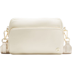 Lululemon Everywhere Crossbody Tasche Metallbeschläge - Light Ivory