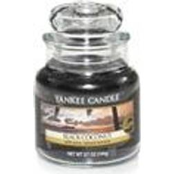 Yankee Candle Black Coconut Small Doftljus 104g