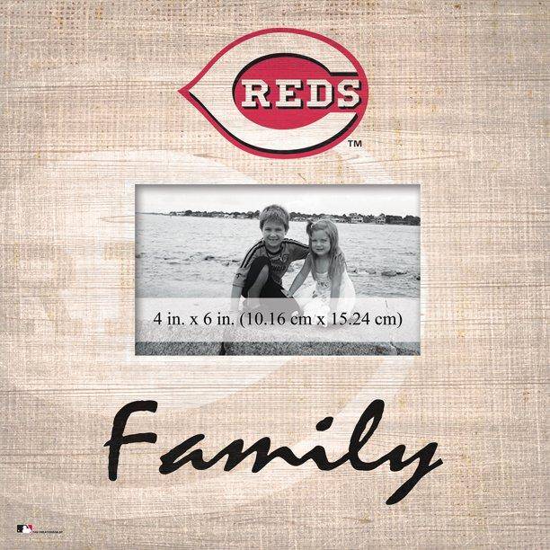 Fan Creations Cincinnati Reds Burlap Pattern Frame