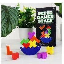 Gift Republic Retro Gamer Stack Spil