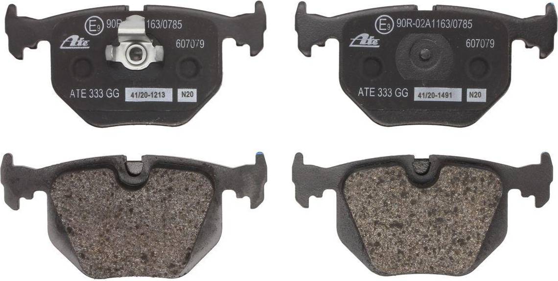 Semi Metallic Rear Disc Brake Pad Set 13.0460-7079.2