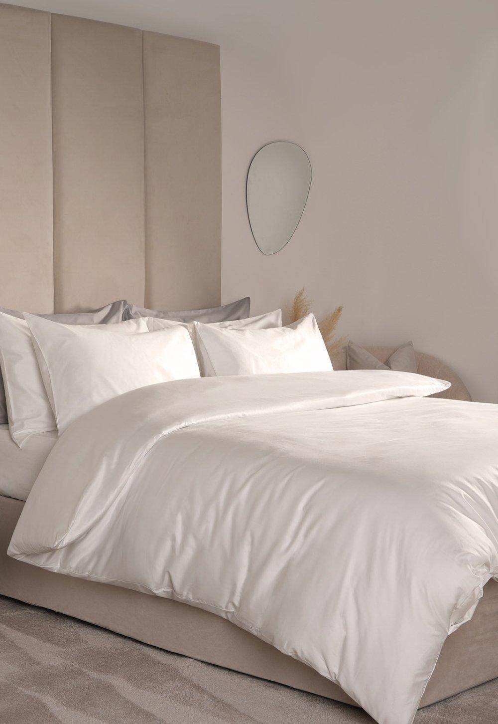 220 Thread Count Hotel