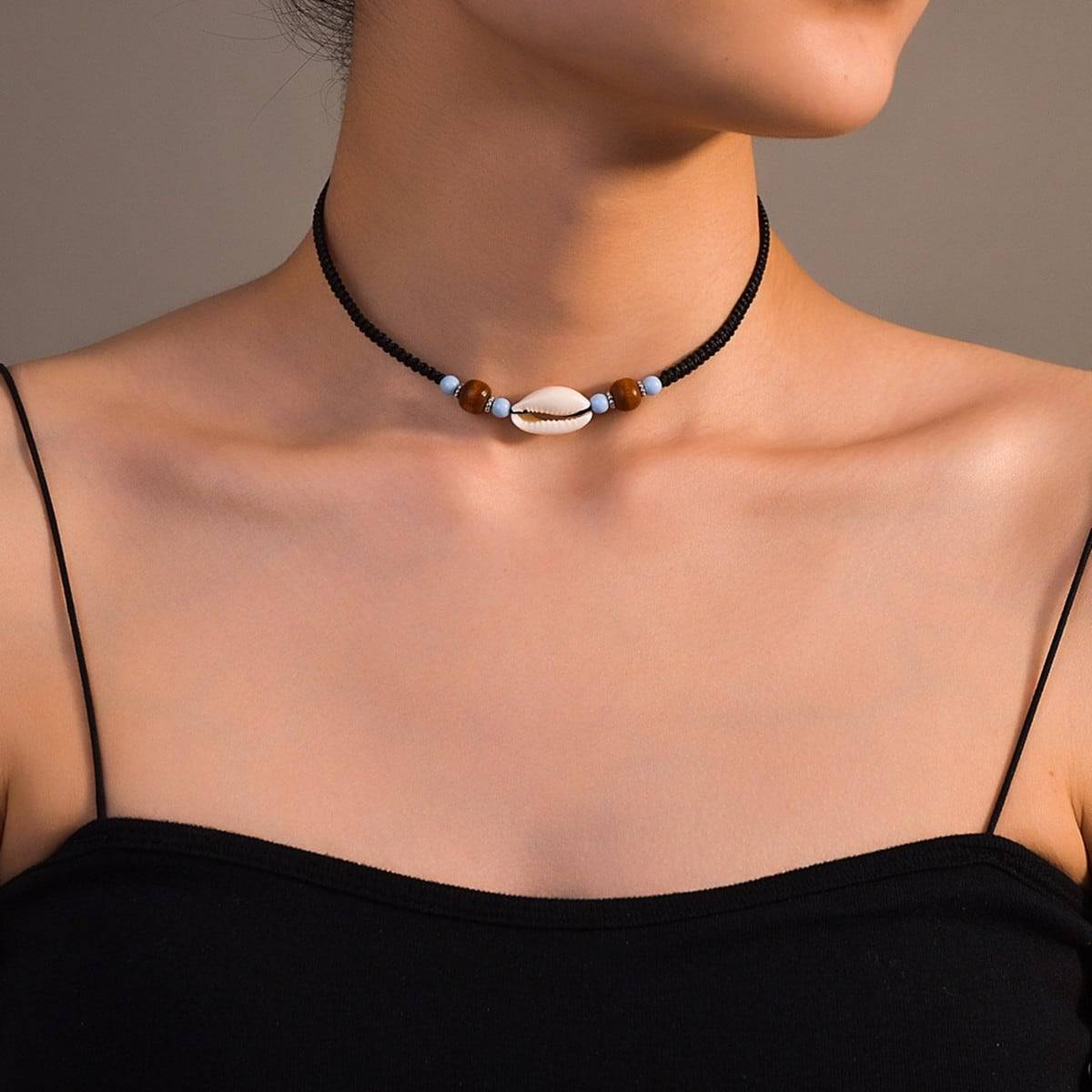Shein Shell Decor Necklace