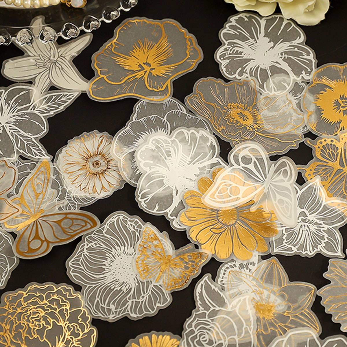 Shein 20pcs Flower Pattern Random Sticker