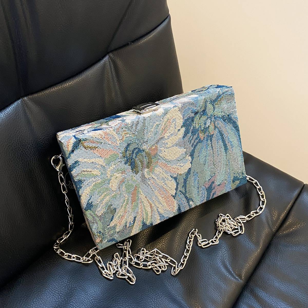 Shein Mini Floral Pattern Box Bag