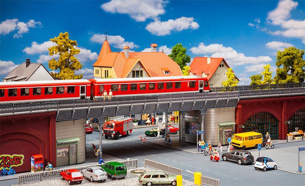 Faller Urban Railway Bridge Kit