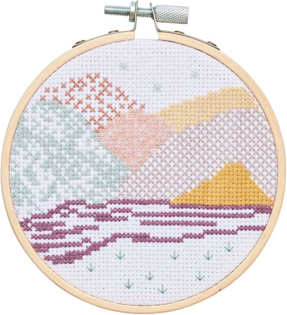 Mini Kit Landscape Embroidery Kit