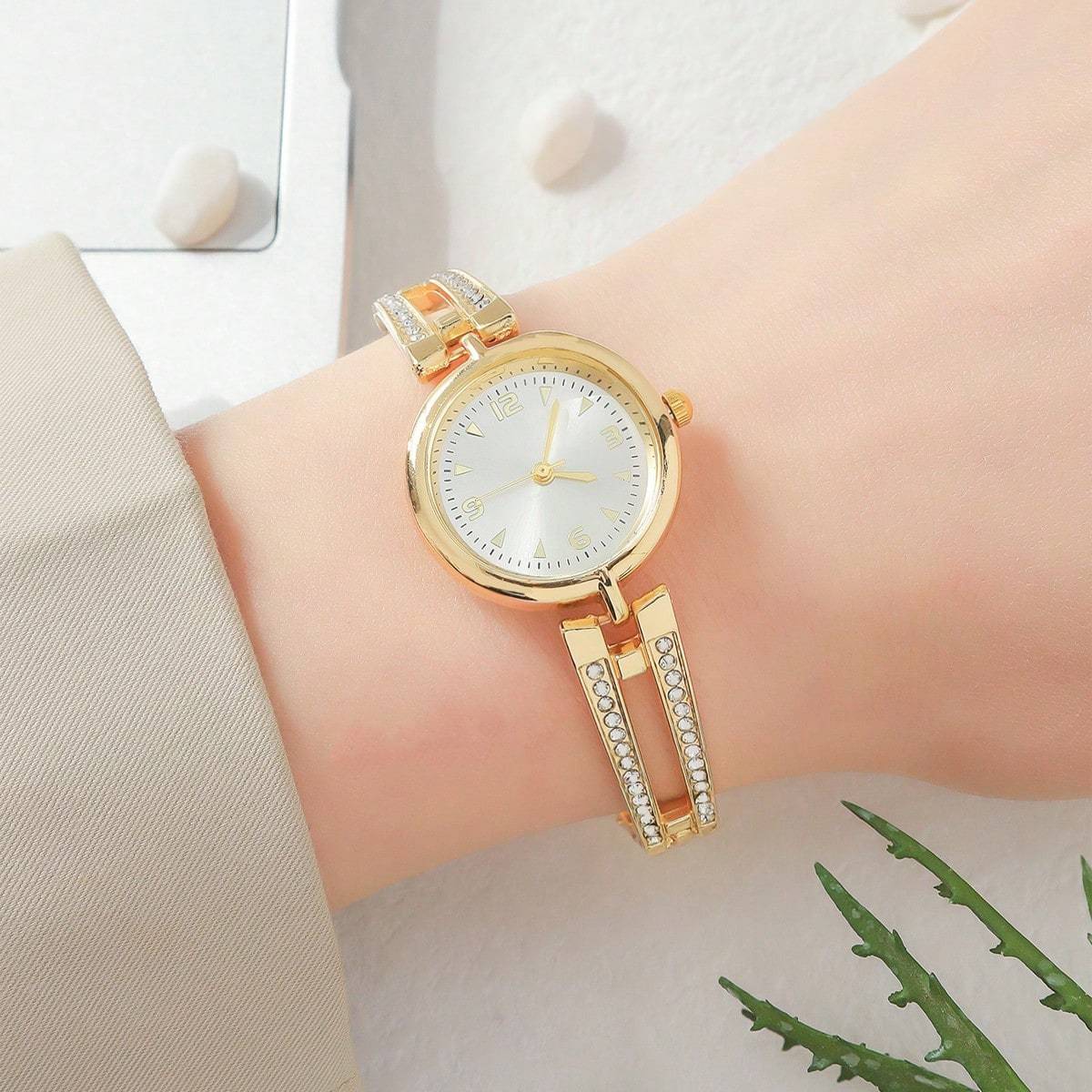 Shein Rhinestone Decor Round Pointer Watch