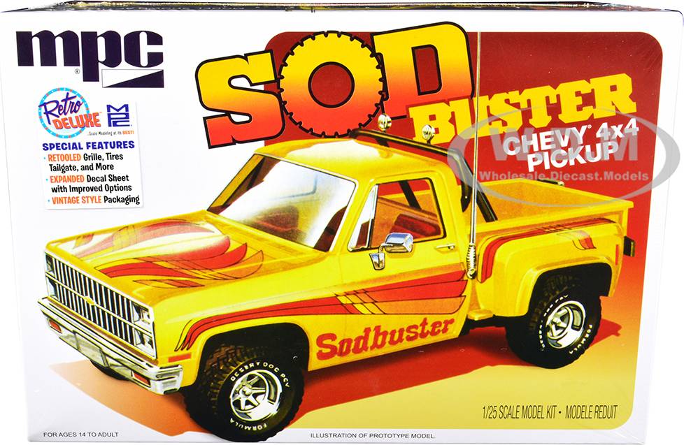 MPC AMT Model Kit Skill 2 1981 Chevy Stepside Pickup Sod Buster