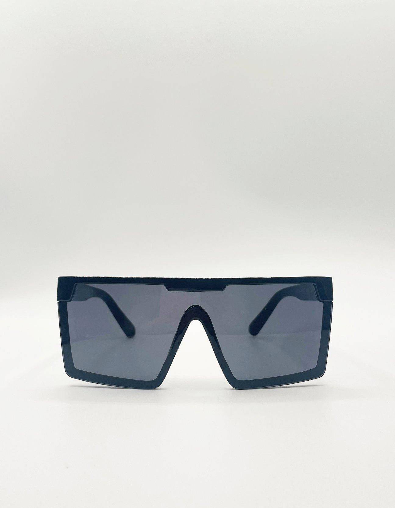 Oversized Flat Top Square Frame