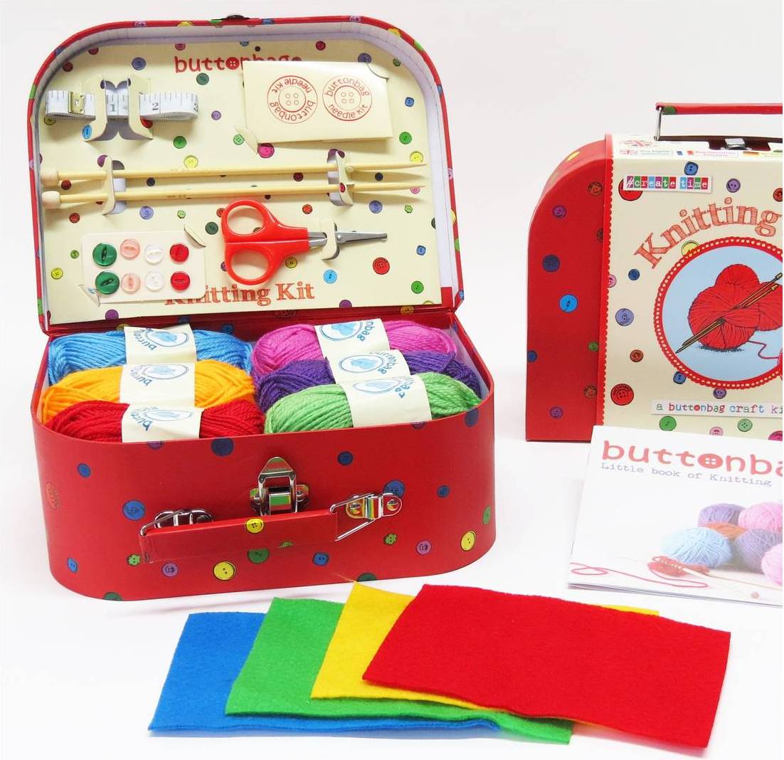 Knitting Kit Buttonbag