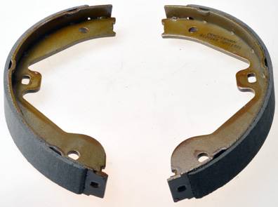DENCKERMAN Handbrake Shoes Rear Axle