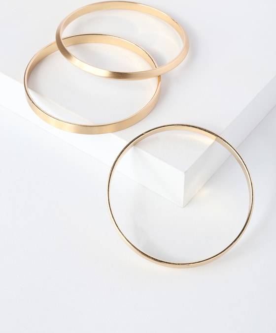 Gold bangle bracelet set Lulus Gold Bangle Set Womens One