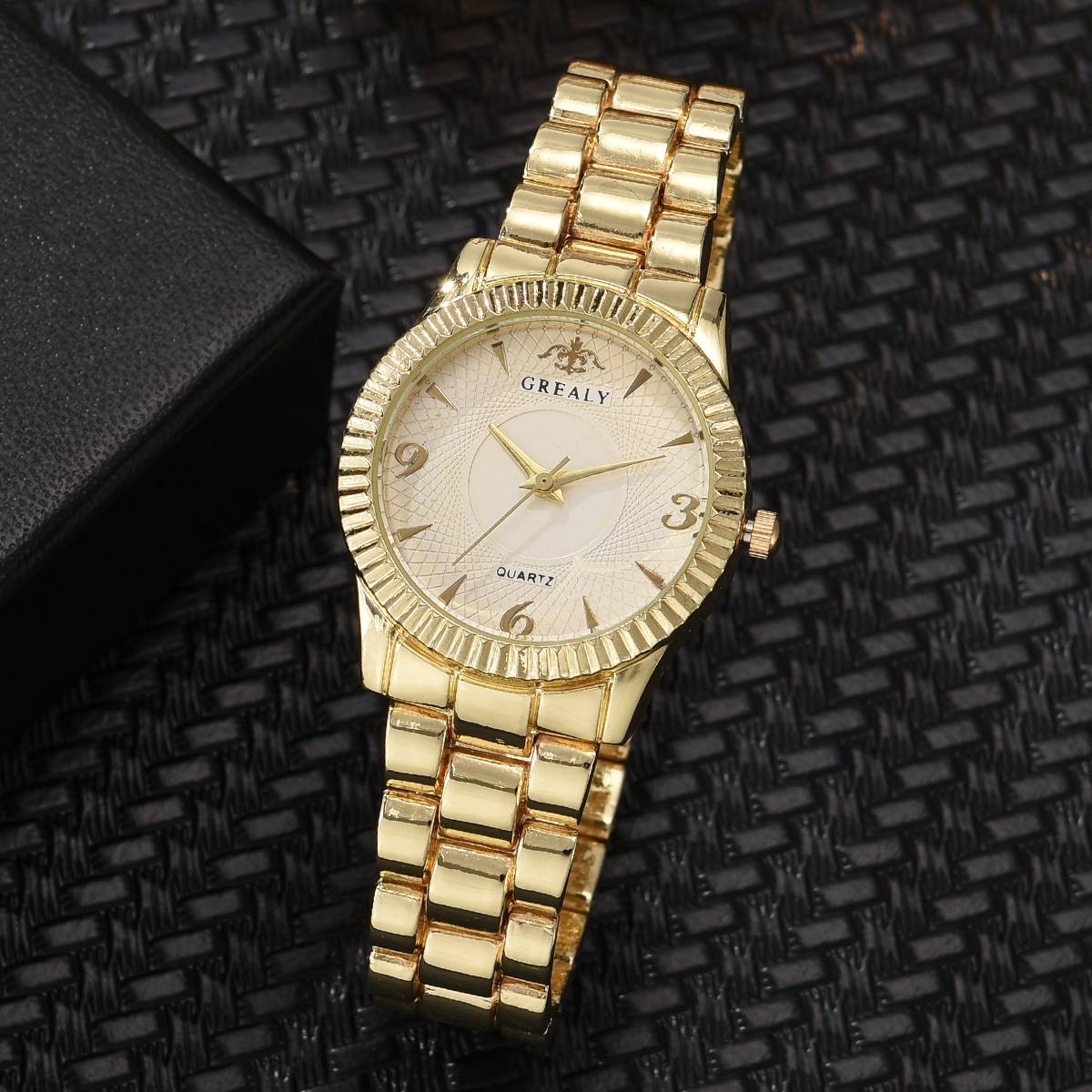 Shein Round Pointer Watch