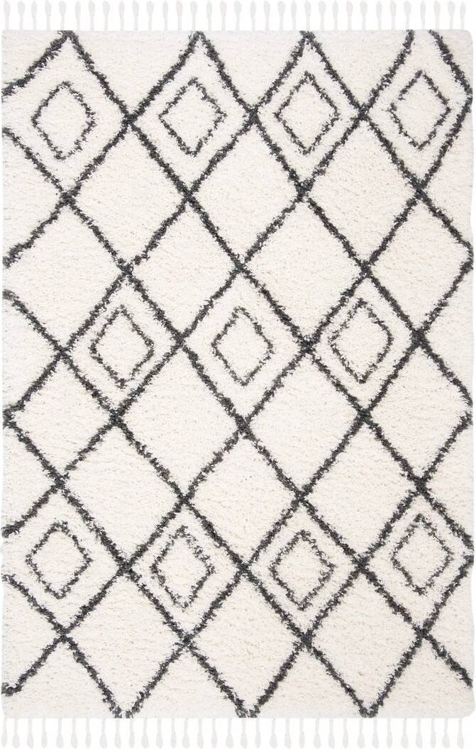 Mistana Ried Ivory Looped Hooked Area Rug