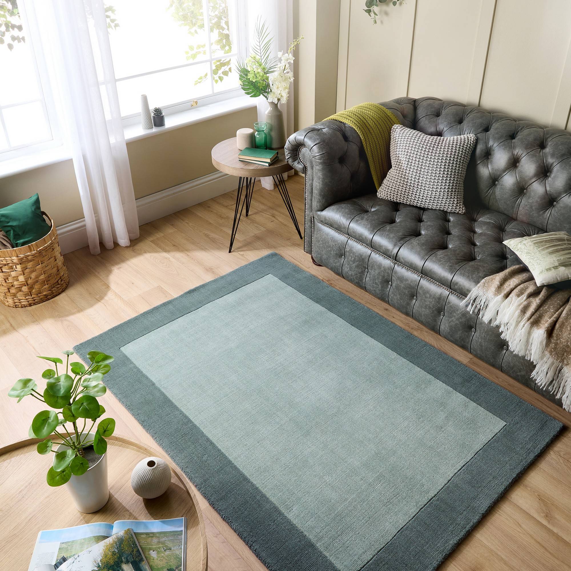 Borders Wool Rug Sage Green