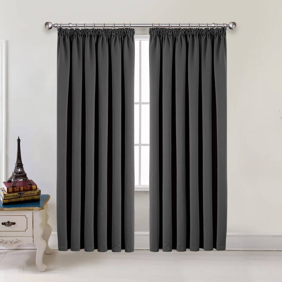 Pleat