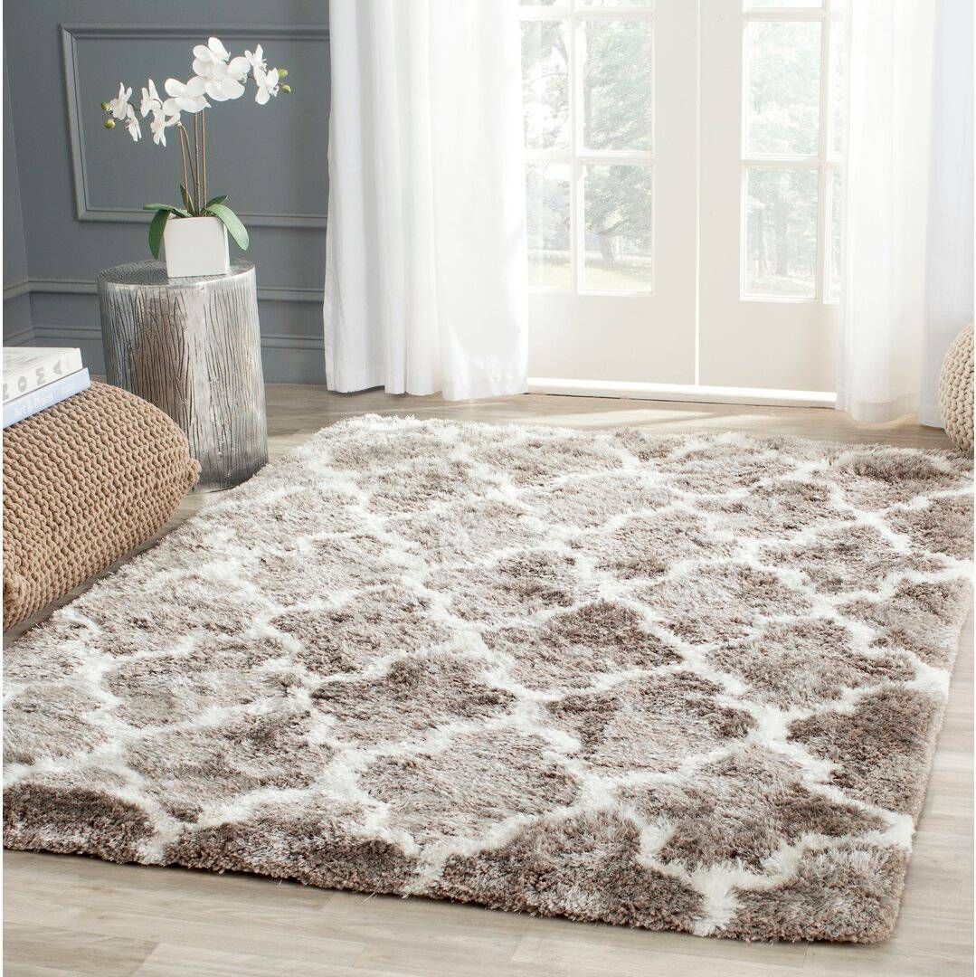 Union Rustic Hand Tufted Silver Ivory Rug 152 x 244 cm Grey