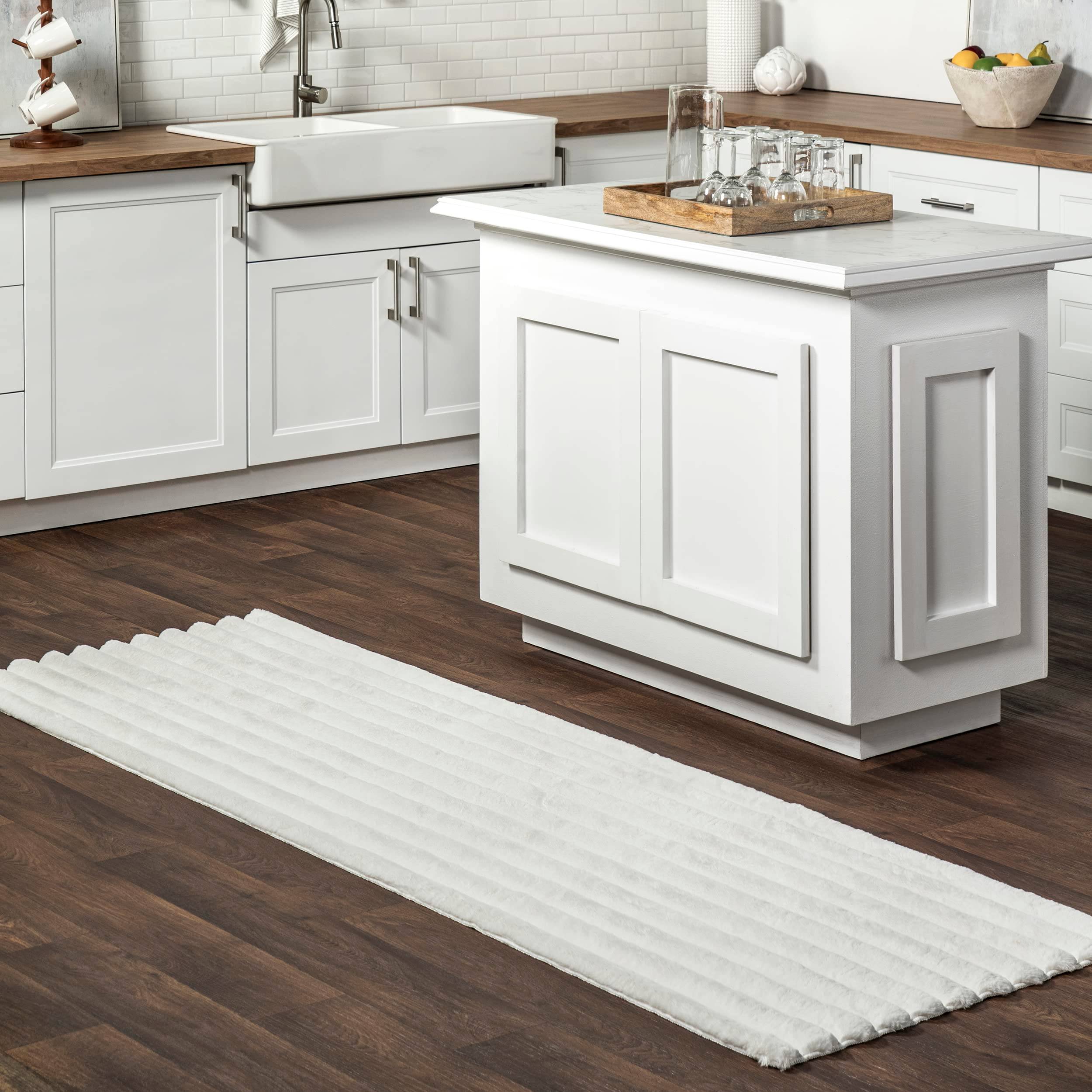 Nuloom Brooklyn Rug Co Kai Stripe Rabbit White