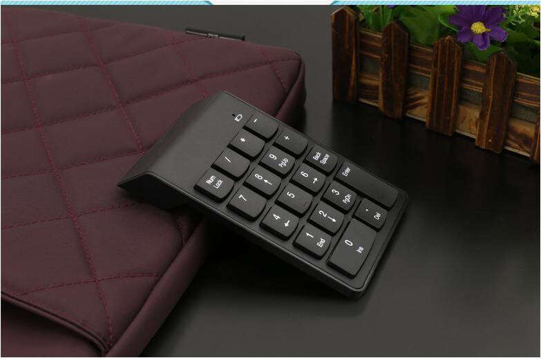 Bluetooth Wireless Numeric Keypad