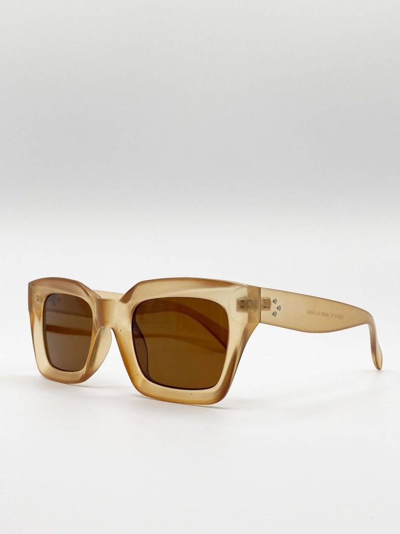Oversized Square In Matte Honey Multicolour