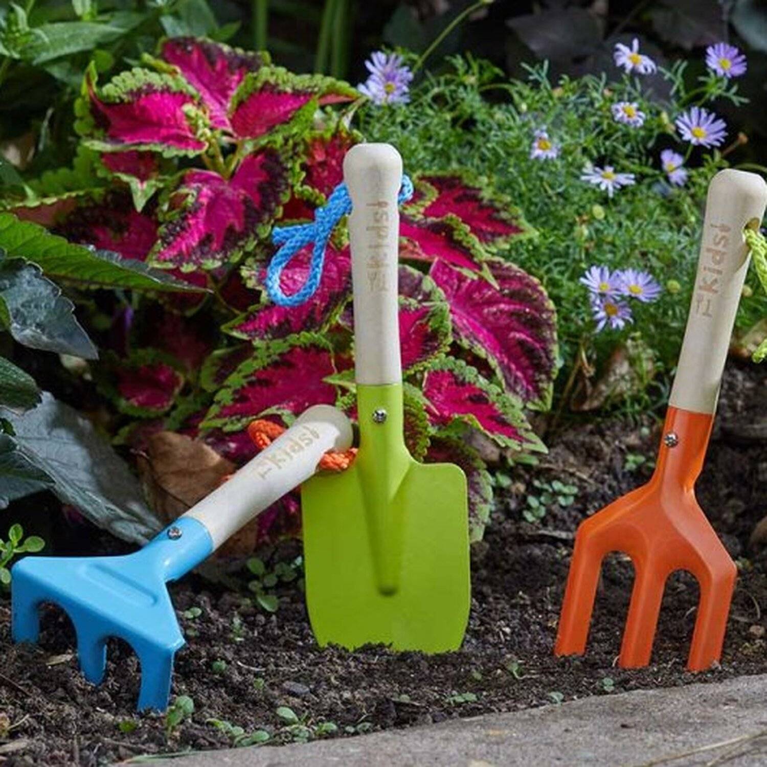 Fork, Trowel and Rake Set