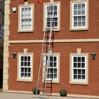 5.13M Trade Master Pro 3 Section Extension Ladder One Size