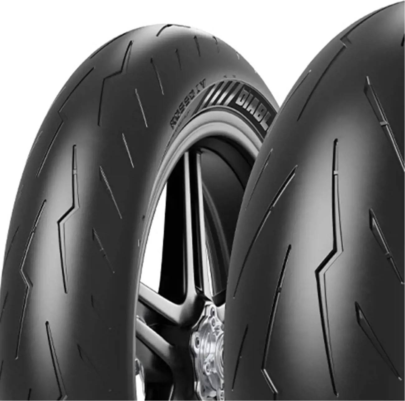Pirelli Diablo Rosso IV 150/60 R17 TL 66H Rear