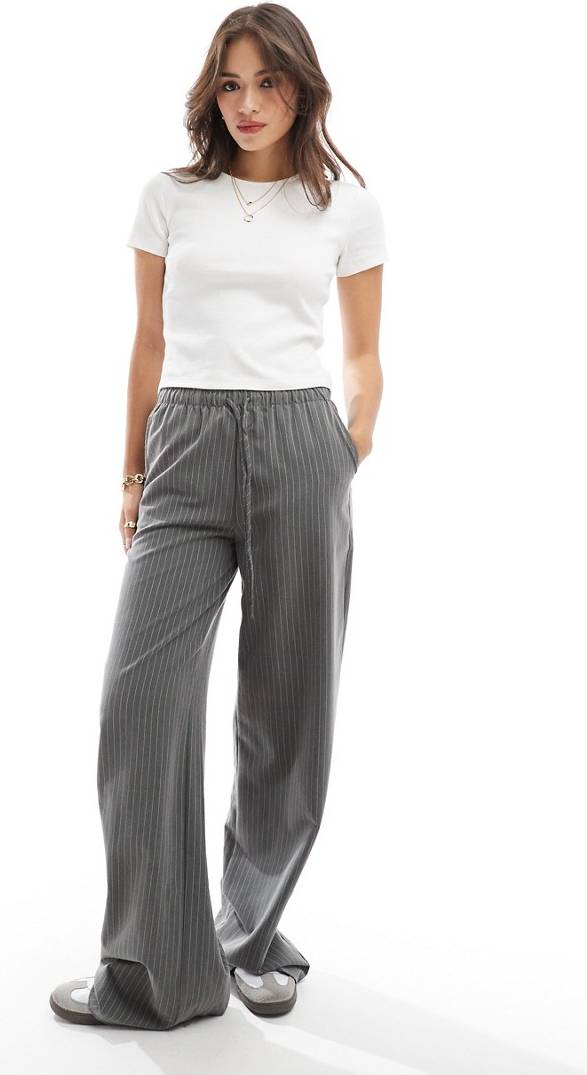 Vero Moda Ribbed Round Neck T-Shirt - White