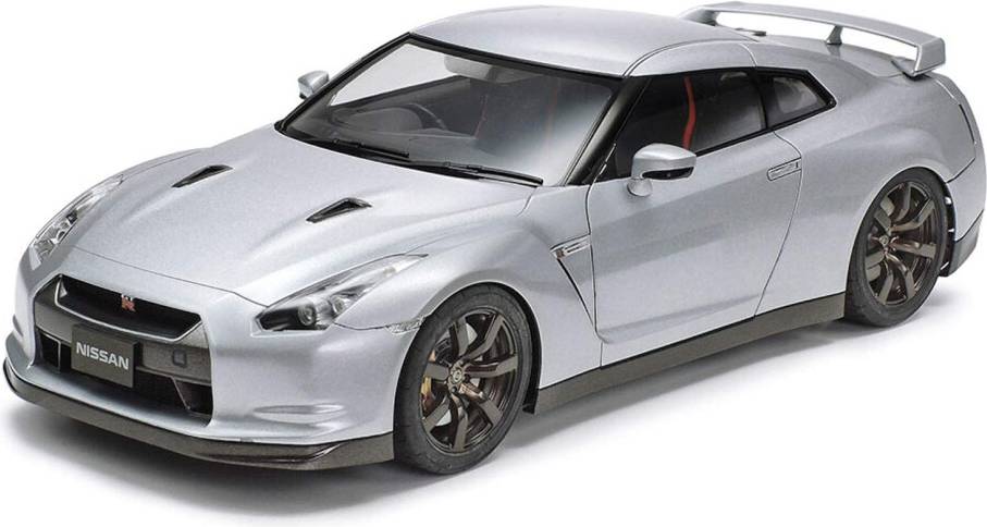 Tamiya Nissan GT-R R35 Model Kit 24300