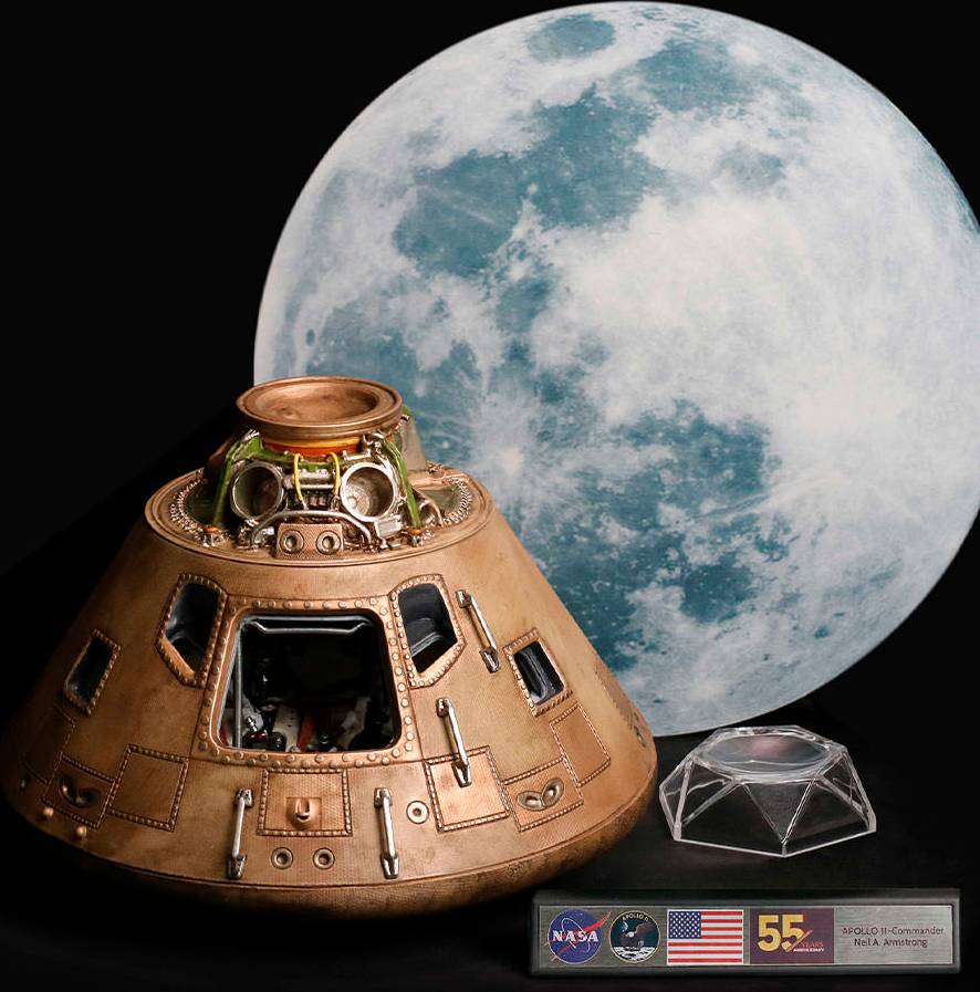 Star Ace Apollo11 Command Module Deluxe Neil Armstrong Scaled Replica