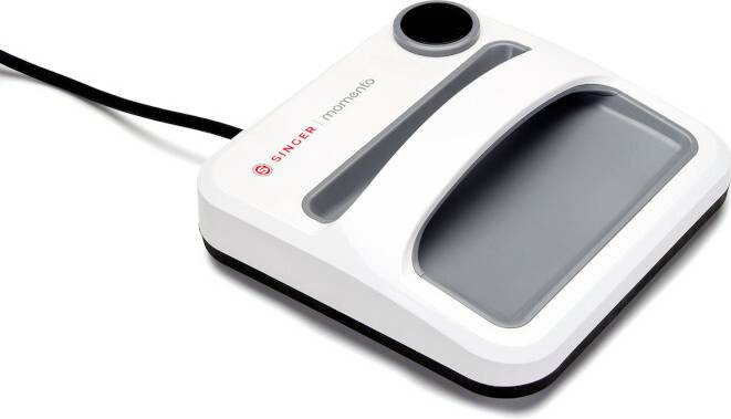 Singer Momento Square Press