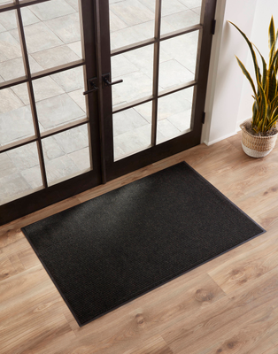 Project Source Polyester Rectangular Indoor Utility Mat 3-ft x 4-ft Black