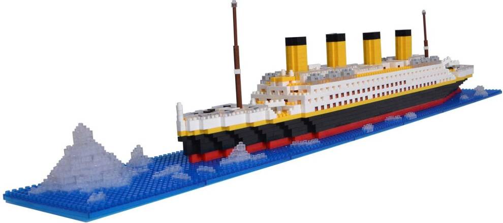 Titanic Ship Model Building Block Set 1860 pcs
