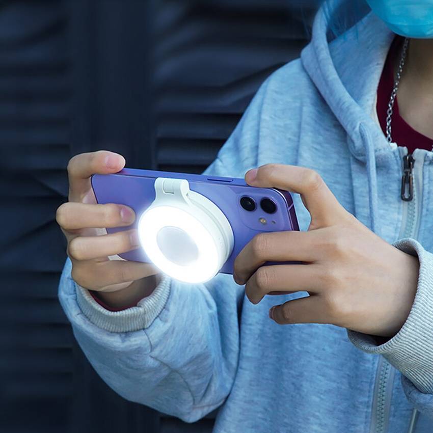 Magnetic Fill Light Complementary Light
