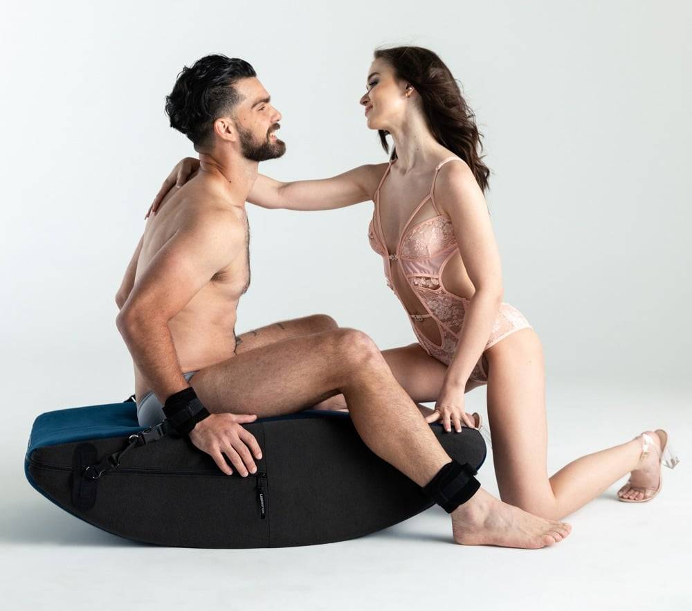 Sex Liberator Scoop Rocker For Rocking Comfort Sex