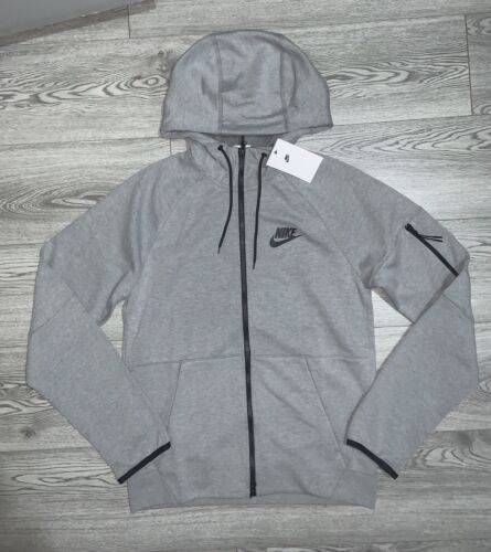 Nike tech fleece Nike Tech Fleece Essential