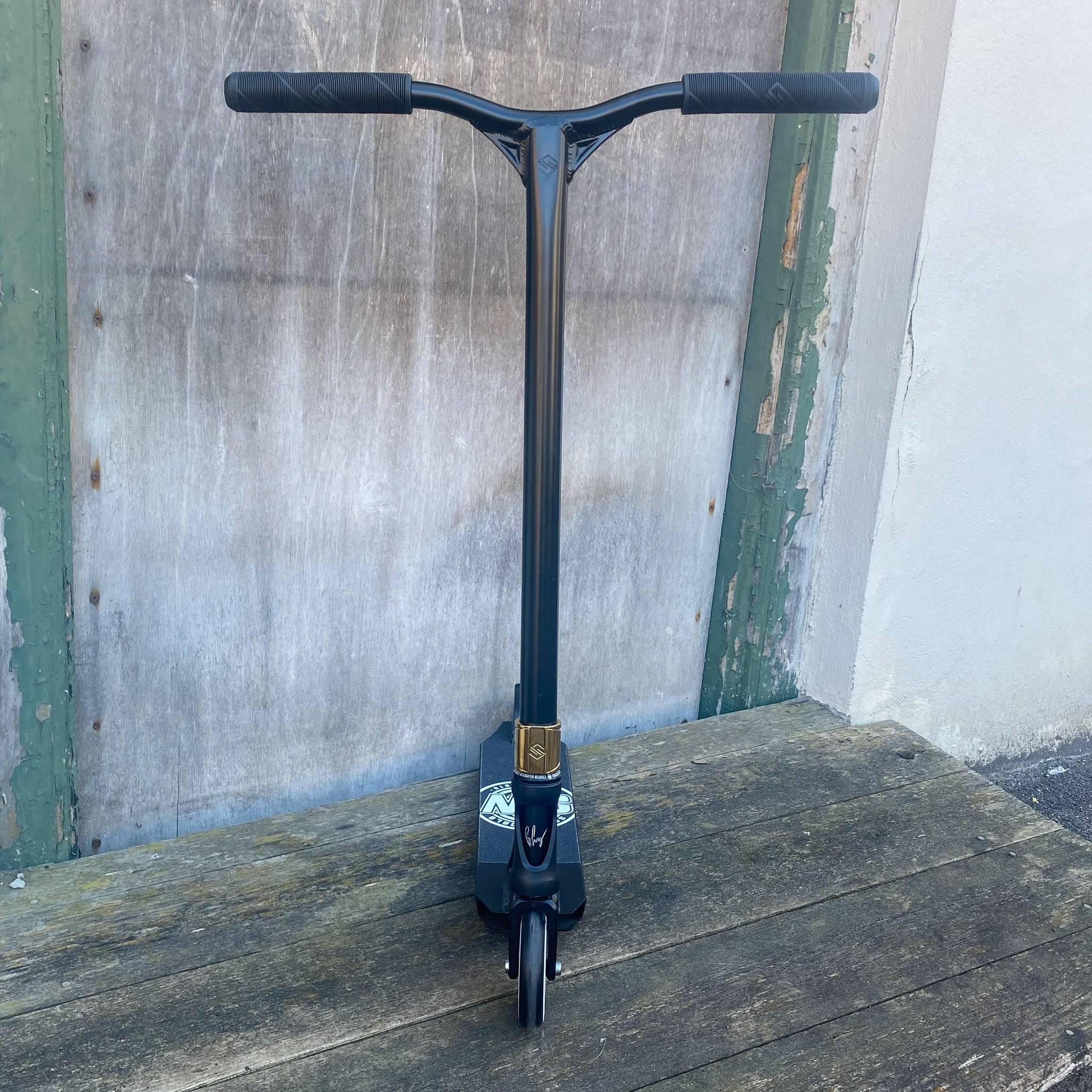 Scoot and Ride Striker Panda Black Gold Custom Build
