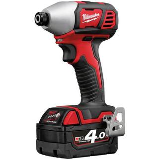 Milwaukee M18 BID-402C Slagskruetrækkere med batteri og oplader