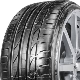 Bridgestone Potenza S001 RFT * 255/40R18 95Y
