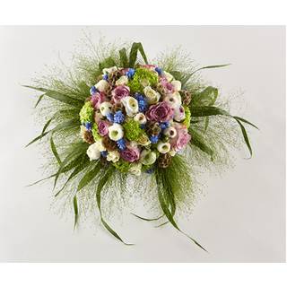 Brudebuket af forårsblomster