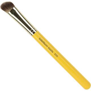 Bdellium Tools Professional Makeup Brush - Studio Series 939 Slanted Detailer - Med bløde syntetiske fibre til præcis konturering (gul 1 pc)