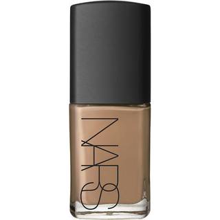 NARS Ansigtsmakeup Foundation Sheer Glow Foundation Macao 30 ml (10.400,00 kr / 1 l) - 30 ml